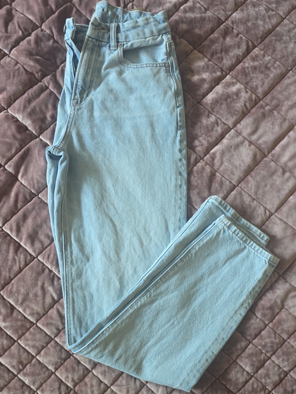 Light Wash Curvy Mom Jeans